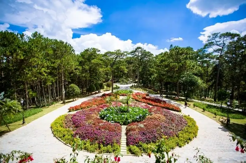 wanderlust-tips-ve-dep-tho-mong-cua-khuon-vien-dinh-bao-dai-9