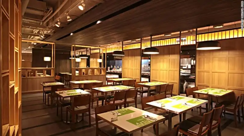 wanderlust_tips_10-diem-den-hap-dan-cho-nguoi-an-chay 7