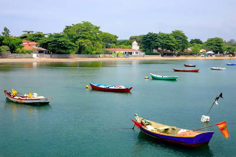 wanderlust_tips_10_diem_den_khong_bo_lo_he_2016_3