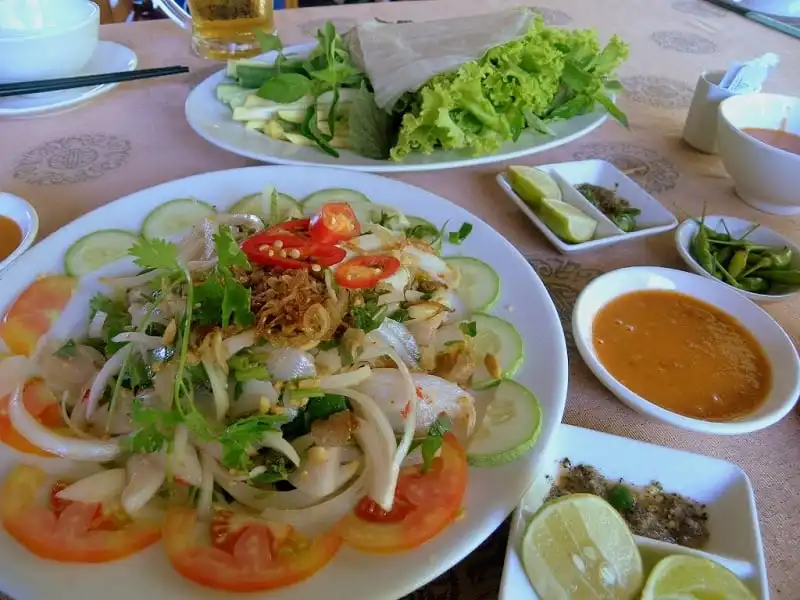 wanderlust_tips_10_mon_ngon_phu_yen_1