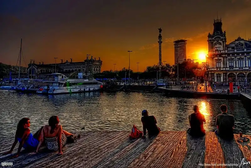 wanderlust_tips_5_diem_den_du_lich_nuoc_ngoai_4