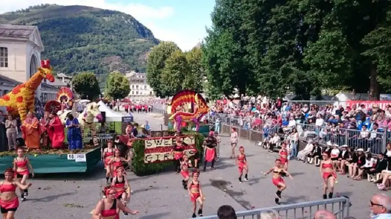 wanderlust_tips_5_le_hoi_hoa_mua_he_5