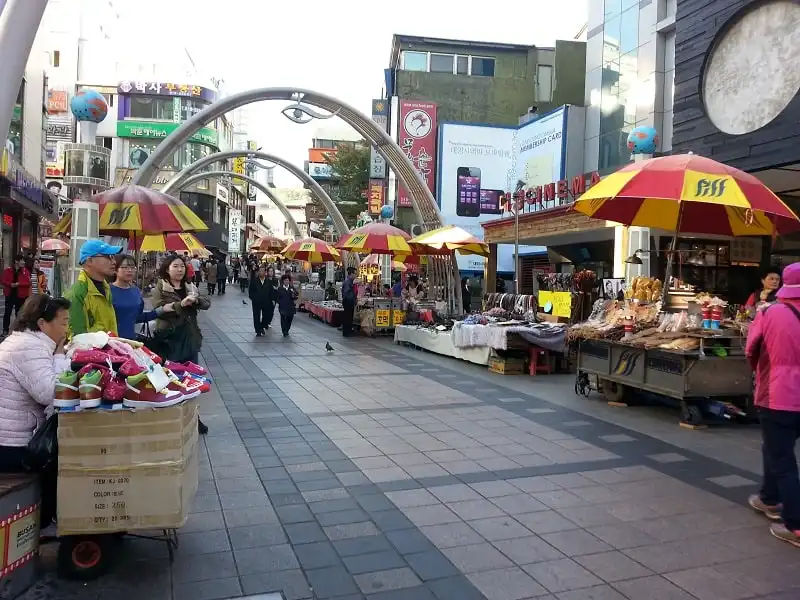 wanderlust_tips_7_cho_truyen_thong_han_quoc_6