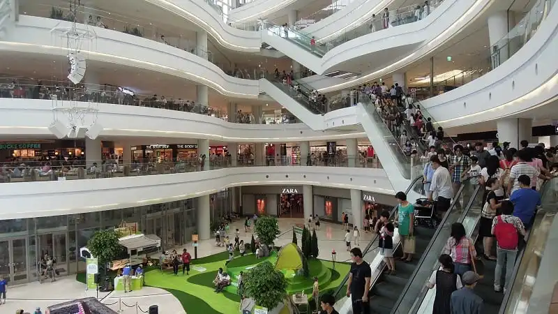 7 thiên đường mua sắm không thể bỏ qua khi đến Hàn Quốc 8 wanderlust_tips_7_thien_duong_mua_sam_han_quoc_4