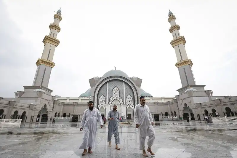Muslims leave Wilayah Mosque after the Friday prayer during the holy Islamic month of Ramadan in Kuala Lumpur, Malaysia Friday, June 19, 2015. During Ramadan, Muslims refrain from eating, drinking, smoking and sex from dawn to dusk. (AP Photo/Vincent Thian) ORG XMIT: XVT108