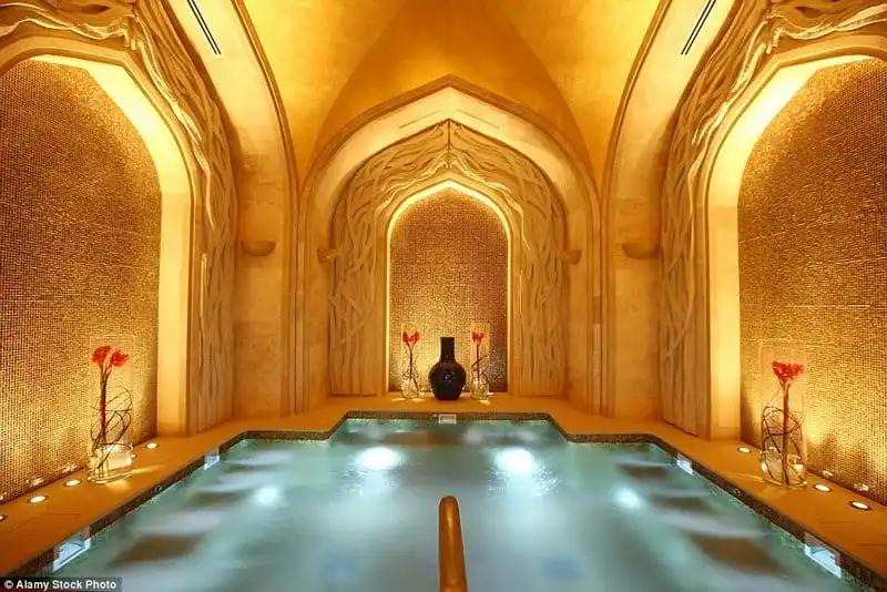 wanderlust_tips_Trai-nghiem-Dubai-cung-giam-khao-Amanda-cua-Than-tuong-am-nhac-Anh 4