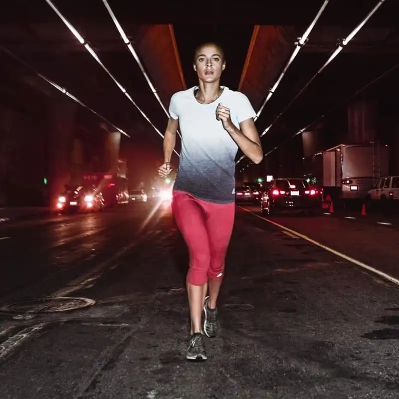 wanderlust_tips_adidas_ra_mat_giay_moi_2