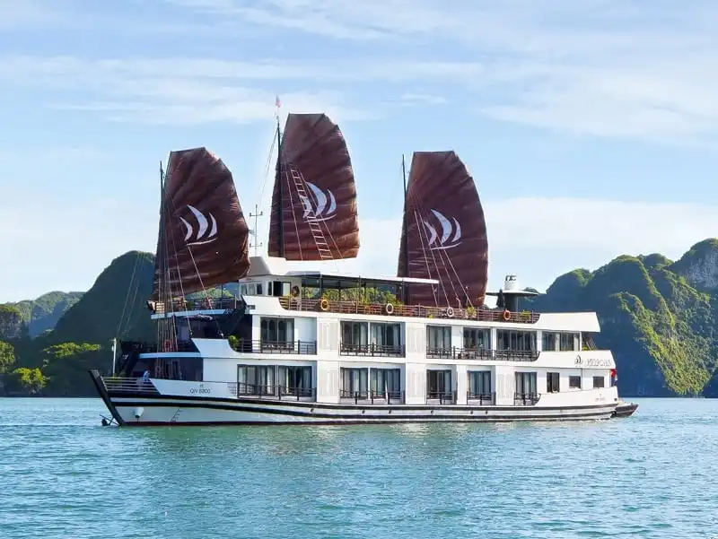 5 lý do nên đến Hạ Long mùa hè này 6 wanderlust_tips_den_ha_long_he_nay_2