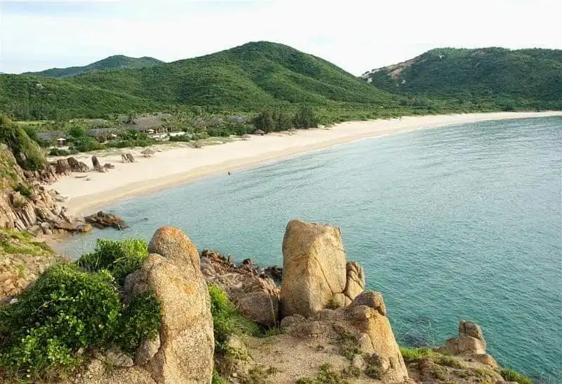 Du lịch Phú Yên khám phá vịnh Xuân Đài và vịnh Vũng Rô 7 wanderlust_tips_du_lich_phu_yen_3