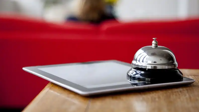 Kinh nghiệm săn khách sạn giá rẻ mùa du lịch 6 wanderlust_tips_kinh_nghiem_dat_phong_khach_san_1