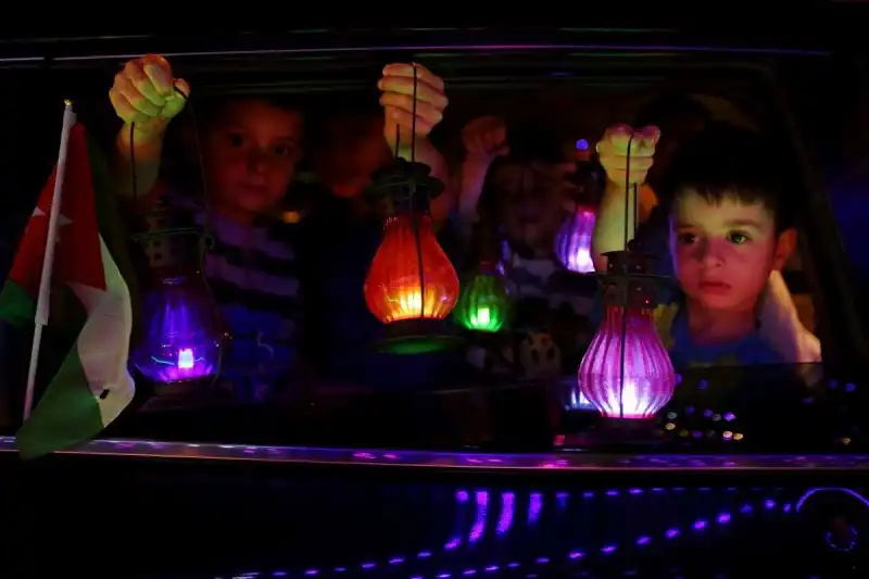 wanderlust_tips_nguoi_hoi_giao_thang_ramadan_2