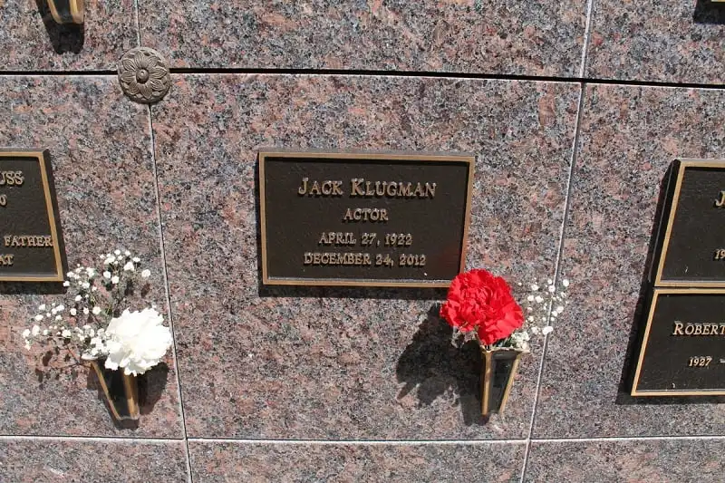 Những tour du lịch lạ đời nhất thế giới 9 wanderlust_tips_tour_tham_quan_doc_la_5