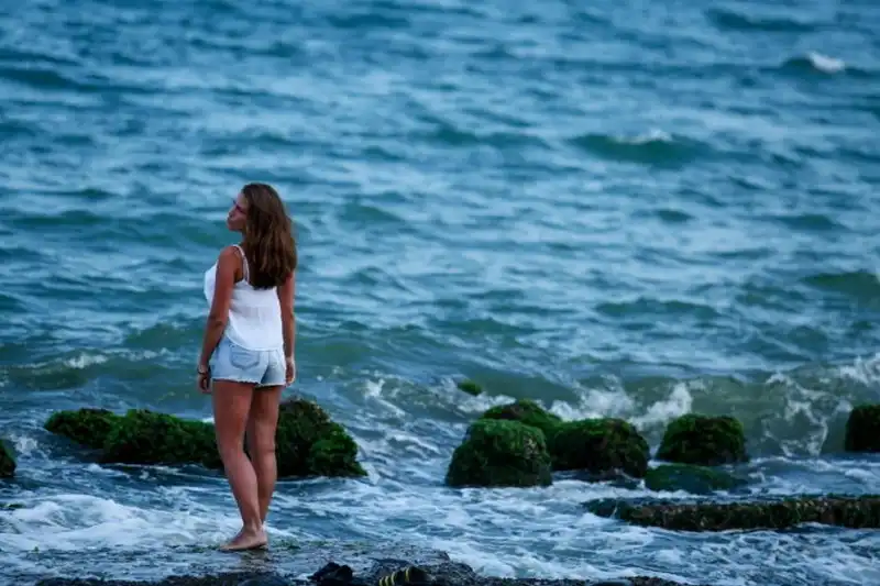 Bãi rêu xanh mướt lạ mắt hút khách ở Nha Trang 16 wanderlust-tips-bai-reu-xanh-muot-hut-khach-o-nha-trang--12