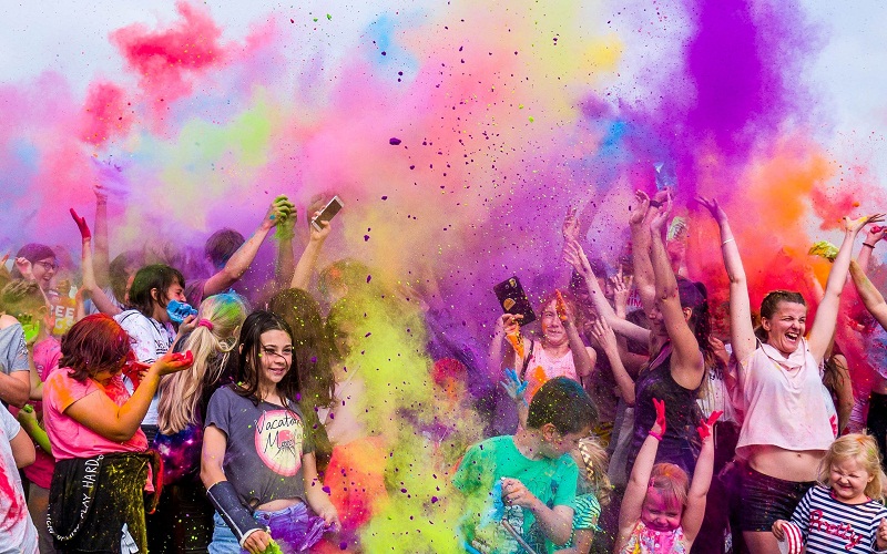 Tạp chí Du lịch Wanderlust Tips Colour Run: Những mẹo nhỏ cho đường chạy thêm phấn khích