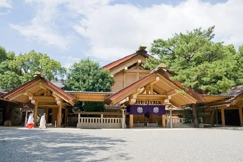 5-dia-diem-nhat-dinh-phai-toi-khi-den-nagoya2