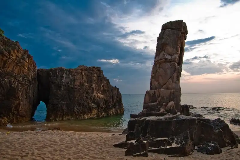 Bai-Da-Nhay-Quang-Binh-wanderlusttips