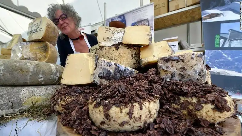 kham-pha-nhung-le-hoi-am-thuc-mua-he-noi-tieng-nhat-chau-au-wanderlusttips9