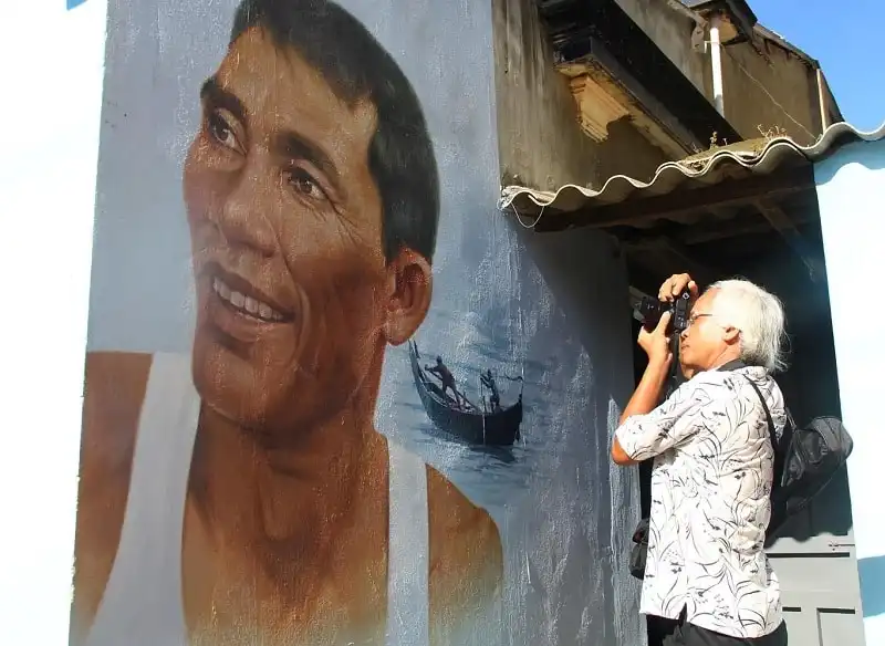Ngỡ ngàng trước ngôi làng bích họa đầu tiên ở Việt Nam 7 ngo-ngang-truoc-ngoi-lang-bich-hoa-dau-tien-o-viet-nam-wanderlusttips2