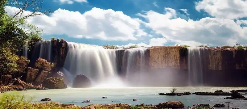 Tây Nguyên tuyệt đẹp đầu mùa mưa 5 Thác Dray Nur ( Đắk Lắk) tung bọt trắng xóa