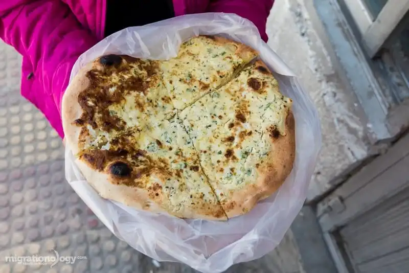 wanderlust-tips-7-mon-an-nhat-dinh-phai-thu-khi-toi-jordan-0