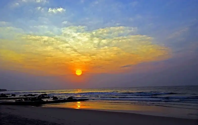 8 bãi biển nên tới trước khi mùa hè kết thúc 6 wanderlust-tips-8_diem_den_ly_tuong_du_lich_bien_2