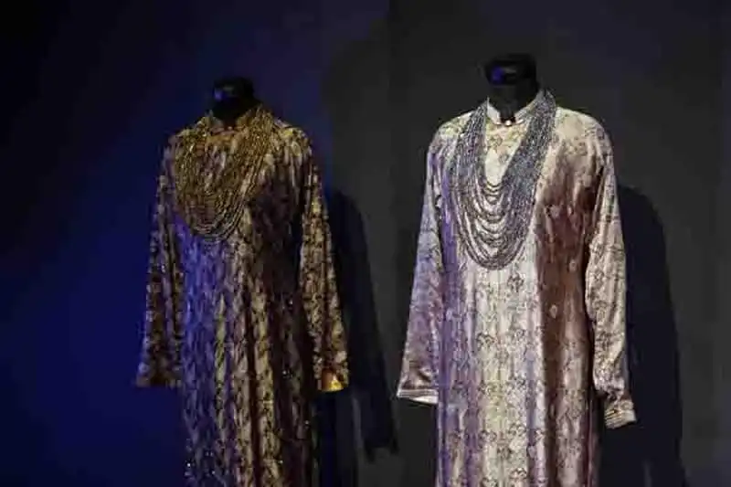 wanderlust-tips-an-tuong-hon-100-hien-vat-ao-dai-tai-trien-lam-o-tp-hcm-2