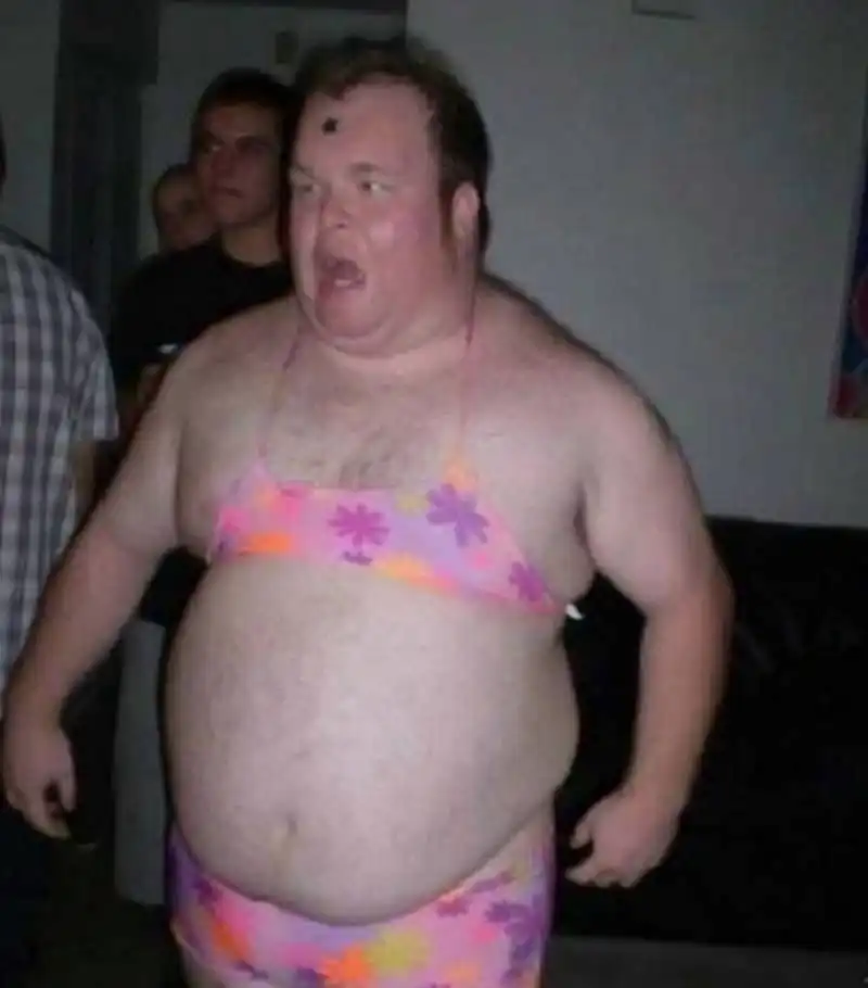 Bạn sẽ phải "ồ lên" khi thấy những hình ảnh này trên bãi biển 12 wanderlust-tips-ban-se-phai-o-len-khi-thay-nhung-nguoi-nay-tren-bai-bieni-8