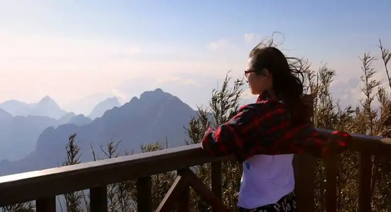 Cáp treo Fansipan giảm giá vé cho người dân 6 tỉnh Tây Bắc 6 wanderlust-tips-cap-treo-fansipan-giam-gia-ve-cho-nguoi-dan-6-tinh-tay-bac-2