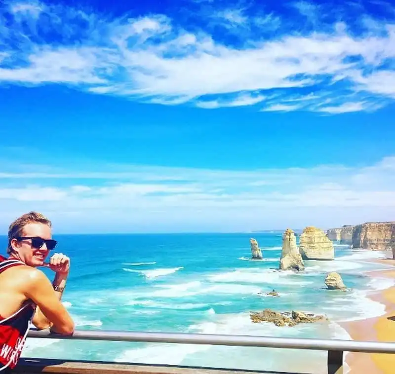 wanderlust-tips-chang-trai-21-tuoi-va-cau-chuyen-du-lich-50-nuoc-trong-vong-2-nam-2