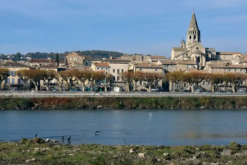 wanderlust-tips-chiem-nguong-nuoc-phap-tuyet-dep-cung-tour-de-fance-2016-16