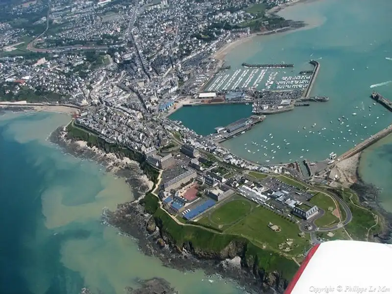 wanderlust-tips-chiem-nguong-nuoc-phap-tuyet-dep-cung-tour-de-fance-2016-4