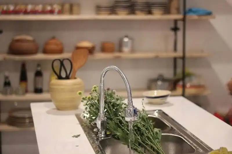 wanderlust-tips-den-da-nang-ghe-khach-san-container-gia-180000-dong-dem-7