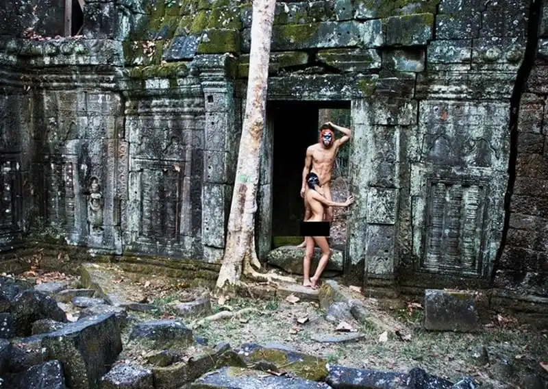 Du khách vào Angkor không được phép ăn mặc hở hang 6 wanderlust-tips-du-khach-vao-angkor-khong-duoc-phep-an-mac-ho-hang-2
