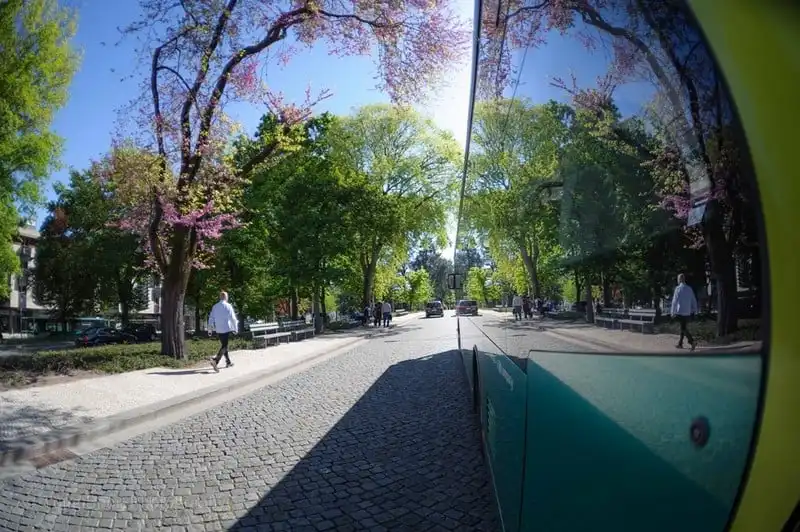 wanderlust-tips-ghe-tham-Guimaraes-que-huong-danh-thu-cristiano-ronaldo9