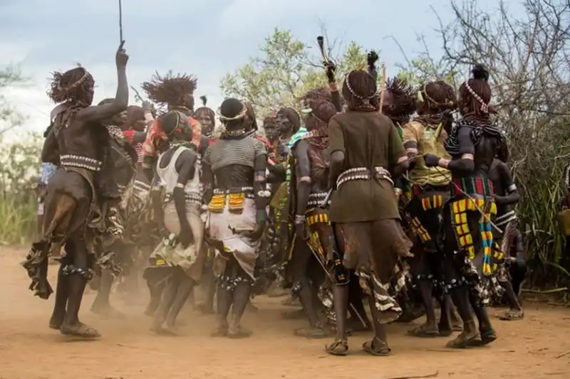 wanderlust-tips-kham-pha-bo-toc-nguyen-thuy-o-thung-lung-omo-6