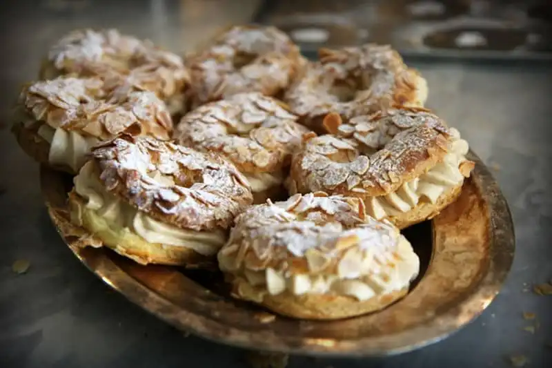 wanderlust-tips-me-met-voi-10-loai-banh-ngot-phap-nuc-tieng-8