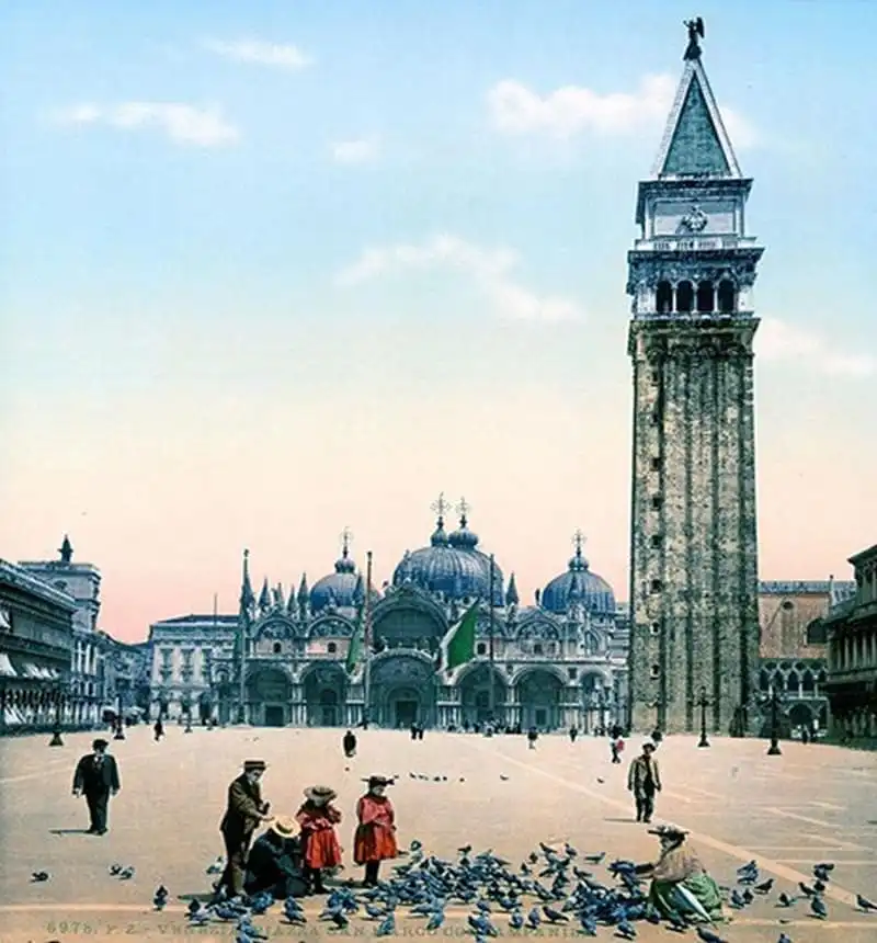 wanderlust-tips-nhin-lai-venice-cuoi-the-ky-19-qua-nhung-thuoc-anh-mau-quy-gia-3