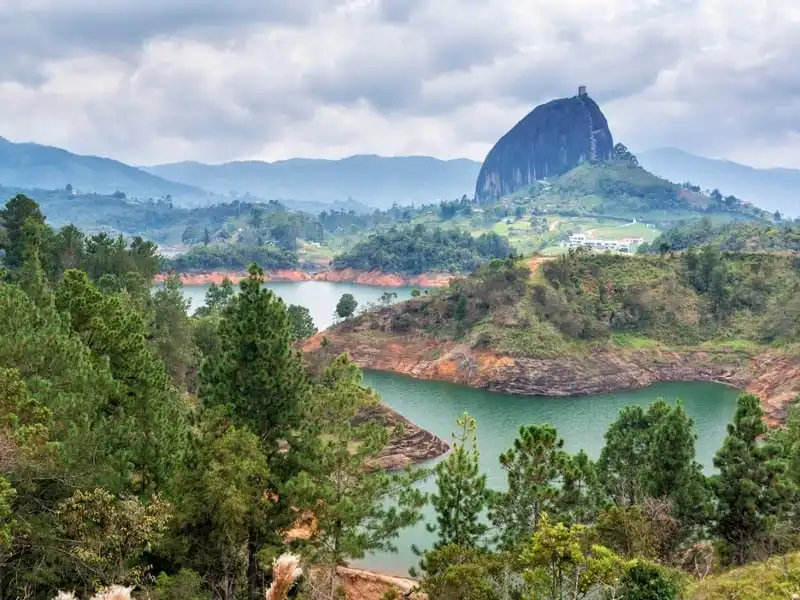 wanderlust-tips-nhung-ly-do-khien-madellin-la-diem-den-tuyet-voi-nhat-o-nam-my-16