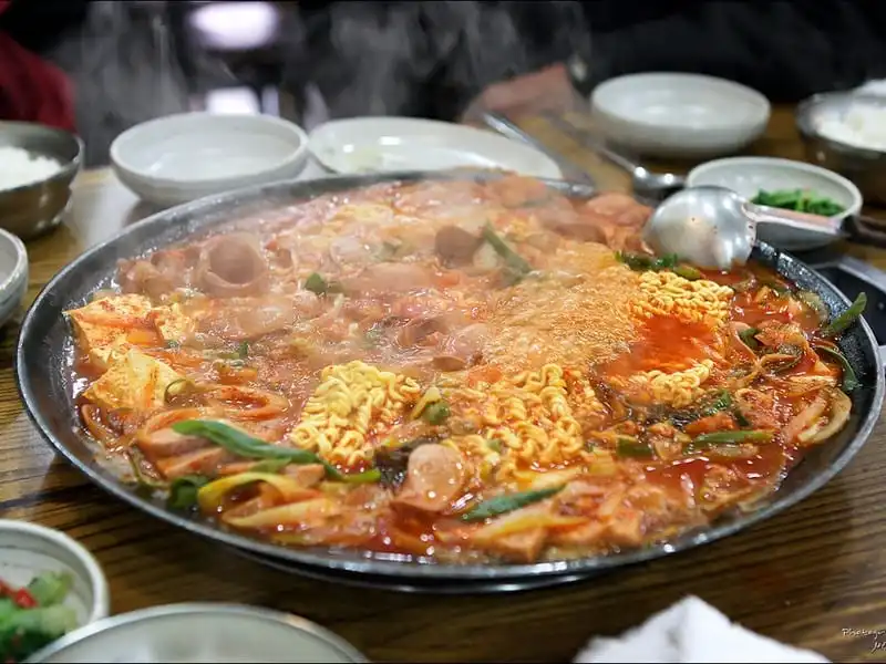 wanderlust-tips-nhung-mon-an-khien-ban-chi-muon-bay-toi-han-quoc-ngay-lap-tuc-22