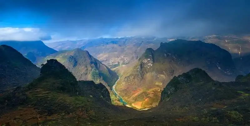 wanderlust-tips-song-nho-que-thuoc-top-nhung-dong-song-co-khung-canh-dep-nhat-the-gioi-2