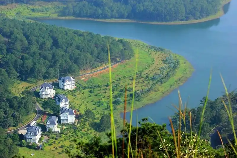Tam Đảo có một hồ Xạ Hương yên bình và thơ mộng đến thế! 6 wanderlust-tips-tam-dao-co-mot-ho-xa-huong-yen-binh-va-tho-mong-den-the-1