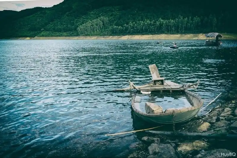 Tam Đảo có một hồ Xạ Hương yên bình và thơ mộng đến thế! 7 wanderlust-tips-tam-dao-co-mot-ho-xa-huong-yen-binh-va-tho-mong-den-the-6