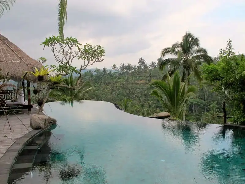 wanderlust_18-thien-duong-du-lich-cho-cap-doi 1