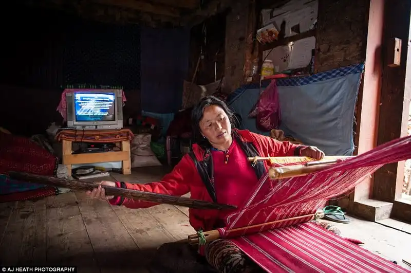 wanderlust_Brokpa-bo-lac-du-muc-o-Bhutan 15