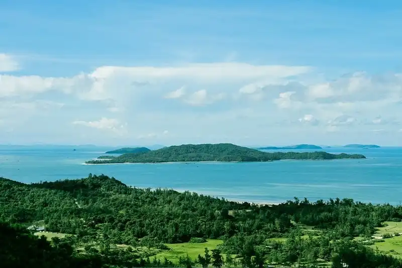 wanderlust_tips_10_diem_trong_nuoc_gioi_tre_3