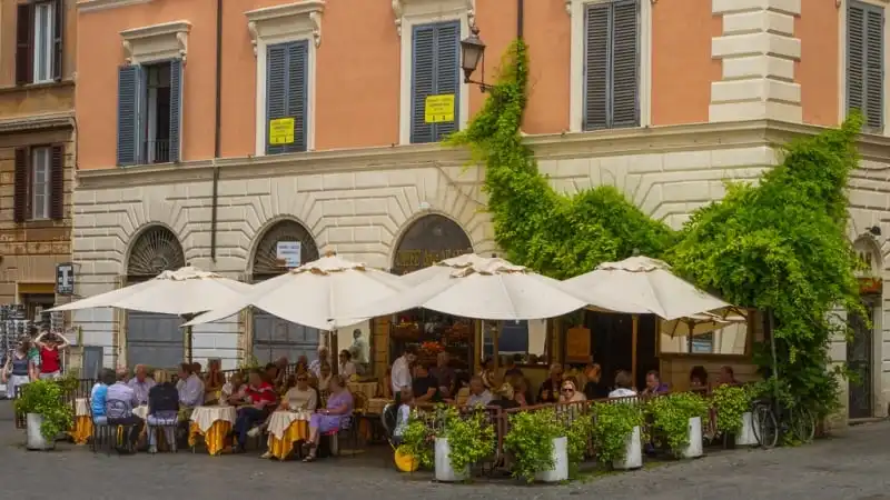 9 cách hoàn hảo để khám phá Rome 9 wanderlust_tips_9_cach_kham_pha_thanh_rome_5