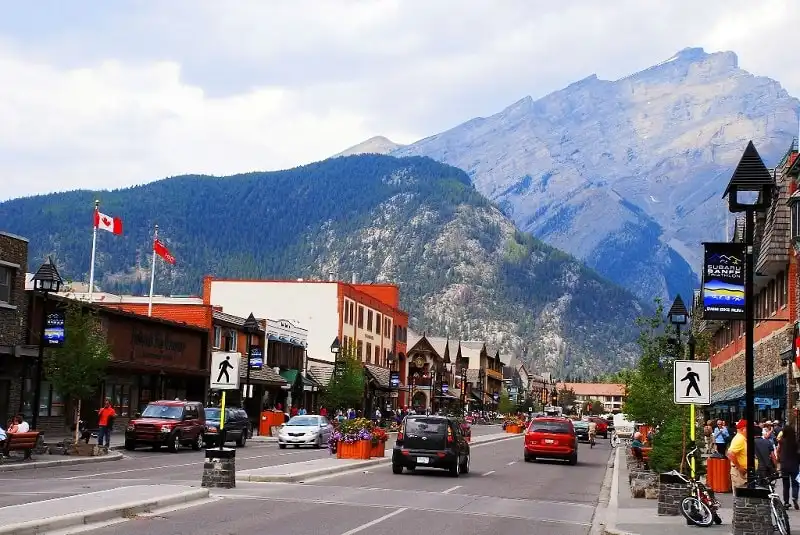 wanderlust_tips_9_ly_do_nen_den_canada_9