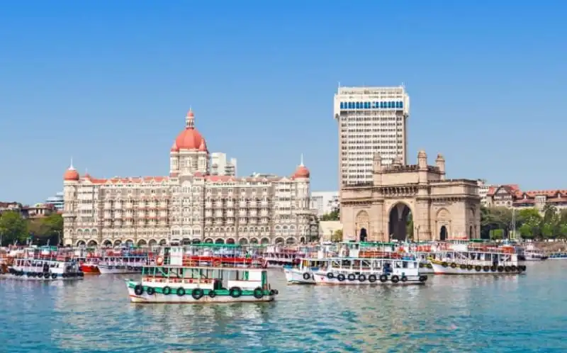 wanderlust_tips_Kham-pha-An-Do-Bhutan-theo-hanh-trinh-hoang-tu-William-va-cong-nuong-Kate-1.1