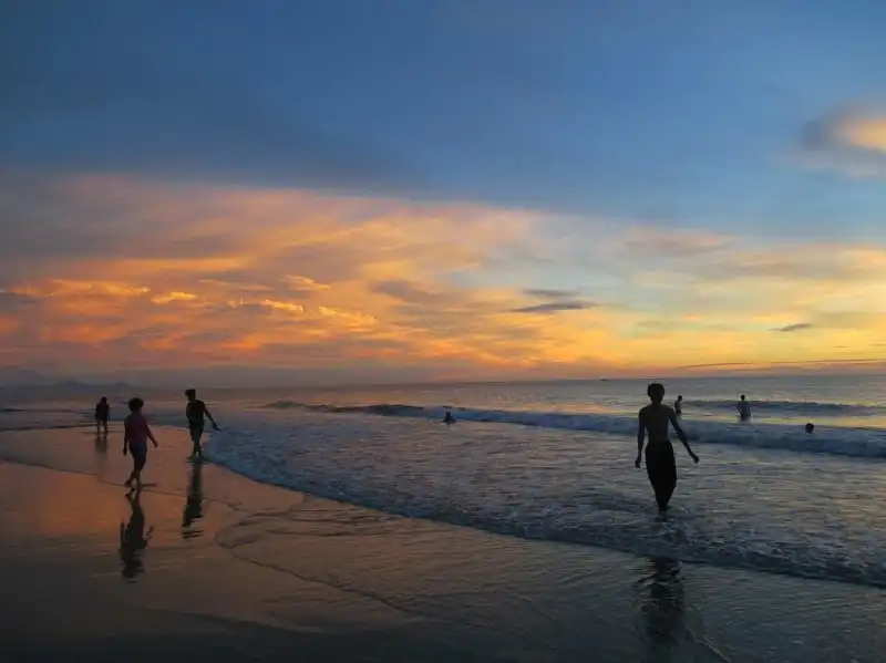 Trải nghiệm một mùa hè mới mẻ tại biển Nhật Lệ 7 wanderlust_tips_bien_nhat_le_4