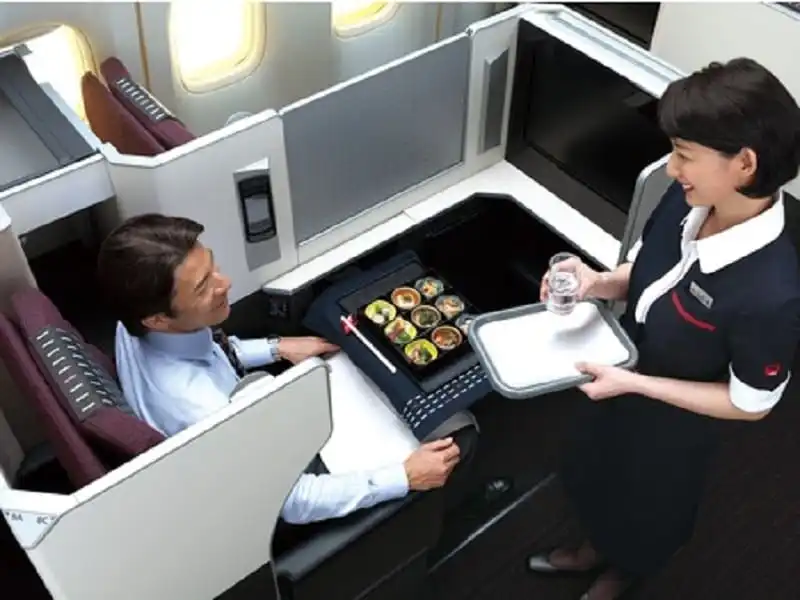 Trải nghiệm "khách sạn bay 5 sao" cùng Japan Airlines 6 wanderlust_tips_japan_airlines_6
